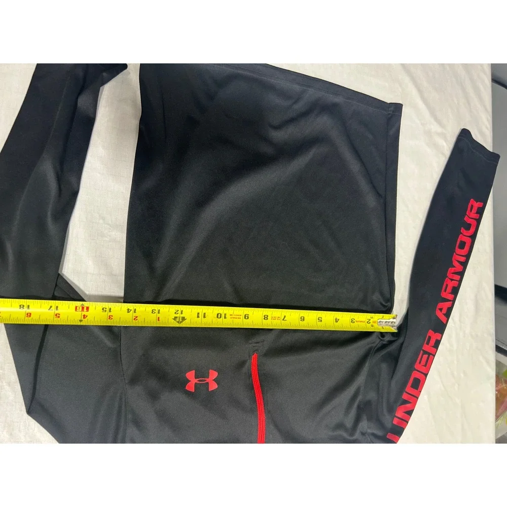 Under Armour Youth Medium Black Red Heat Quarter Zip Pullover Long Sleeve Top